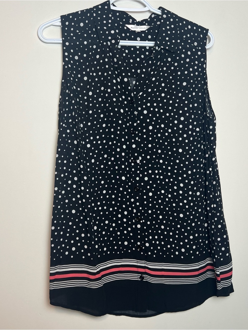 Northern Reflections sleeveless polka dot tunic top. Size Medium